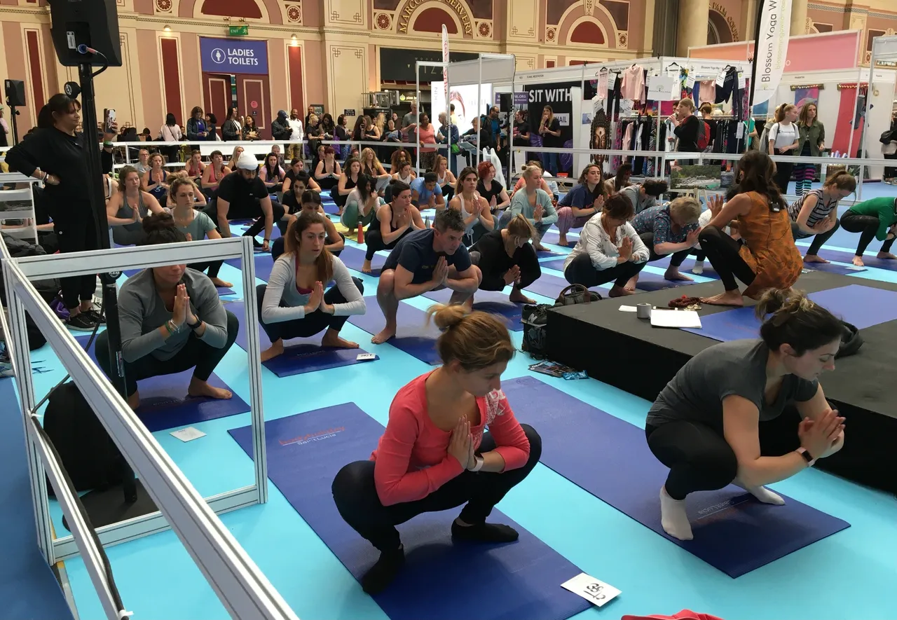 Joint cracks and pops Yoga